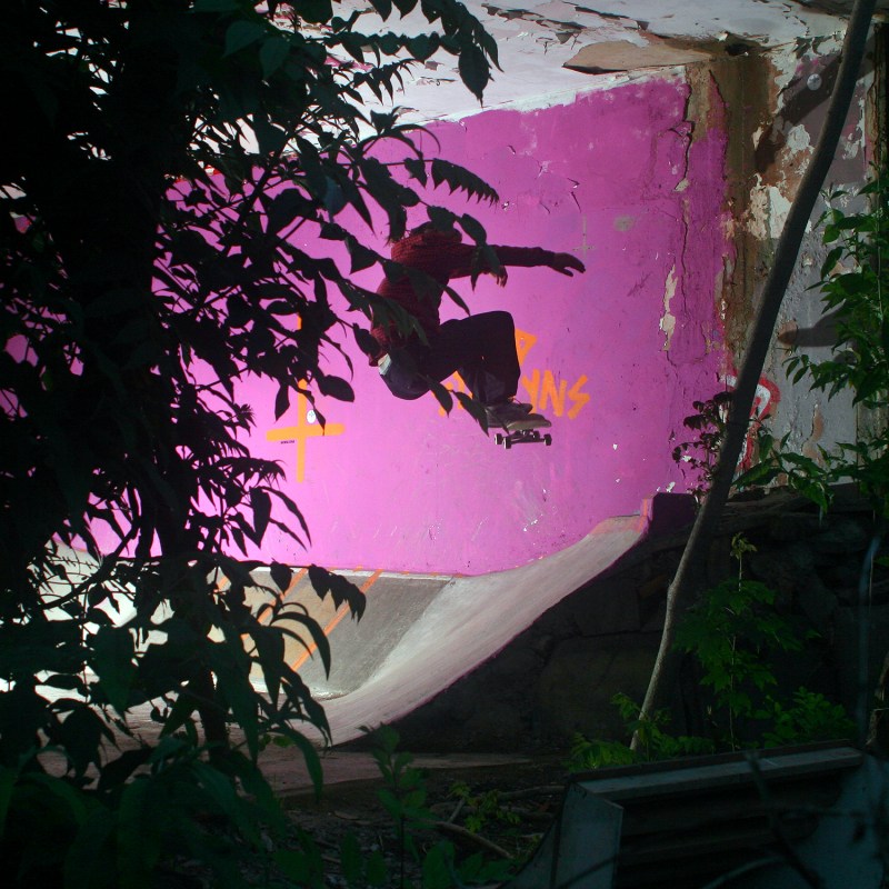 adam johners johns hobo's palace diy skateboarding london flicknife clothing for skateboarding